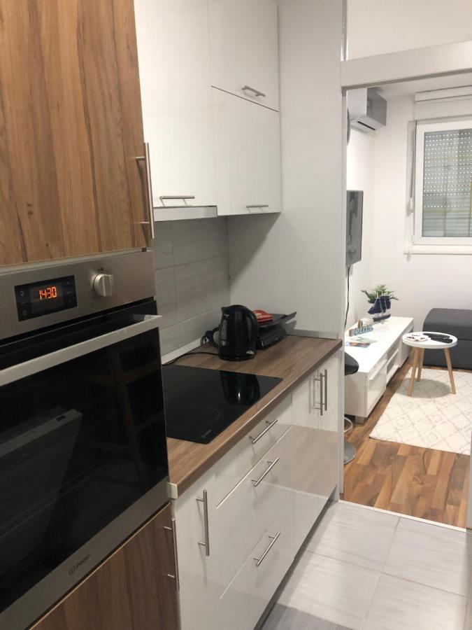 Welcome To The Apartment Mesic- Airport ซาราเยโว ภายนอก รูปภาพ