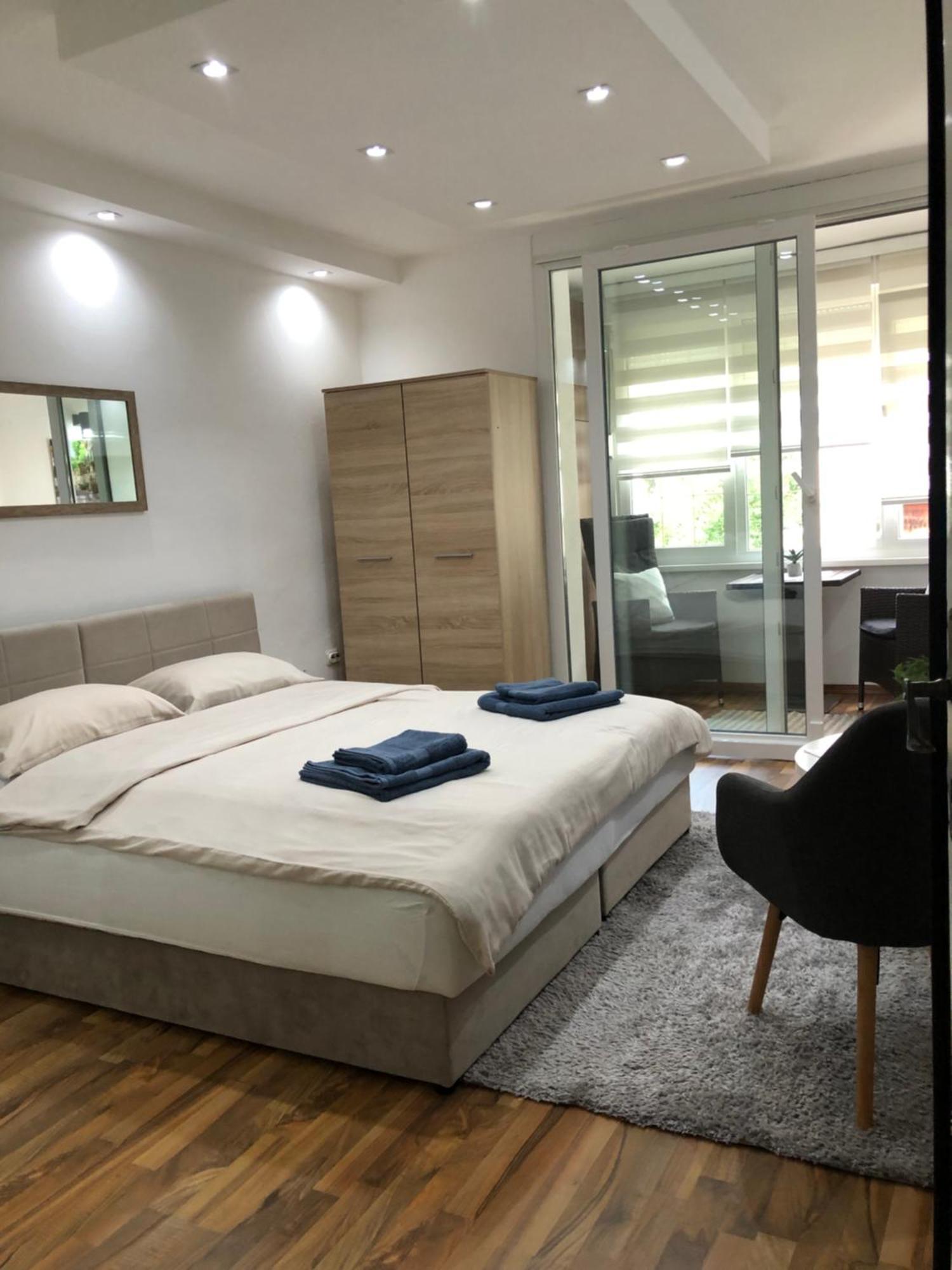 Welcome To The Apartment Mesic- Airport ซาราเยโว ภายนอก รูปภาพ
